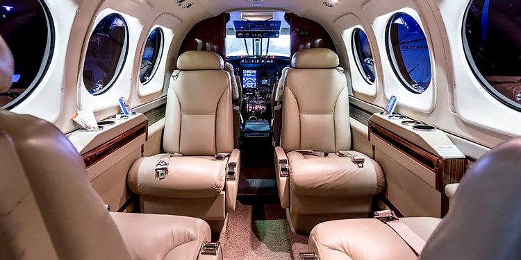 Beechcraft King Air C90 impressie 1