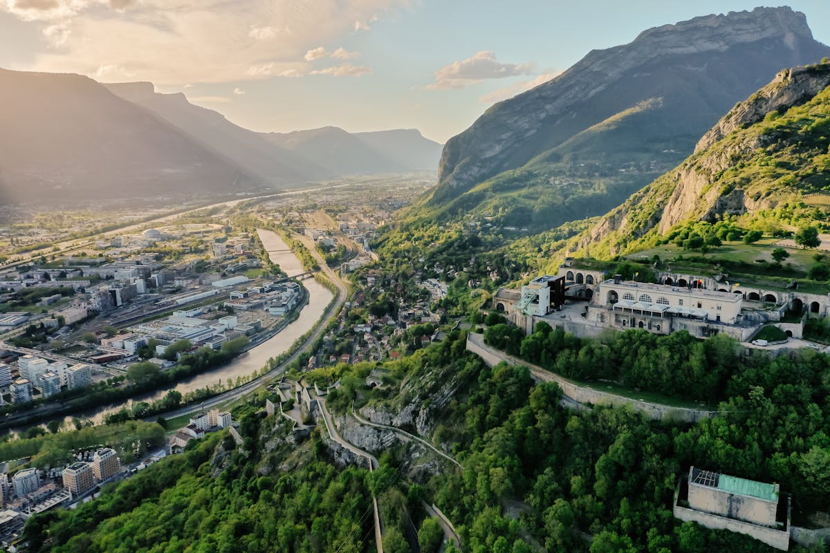 Private jet to Grenoble