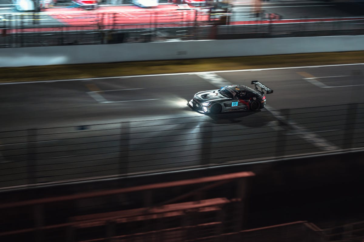 De 24 Uur van Le Mans, een icoon in de Autosport