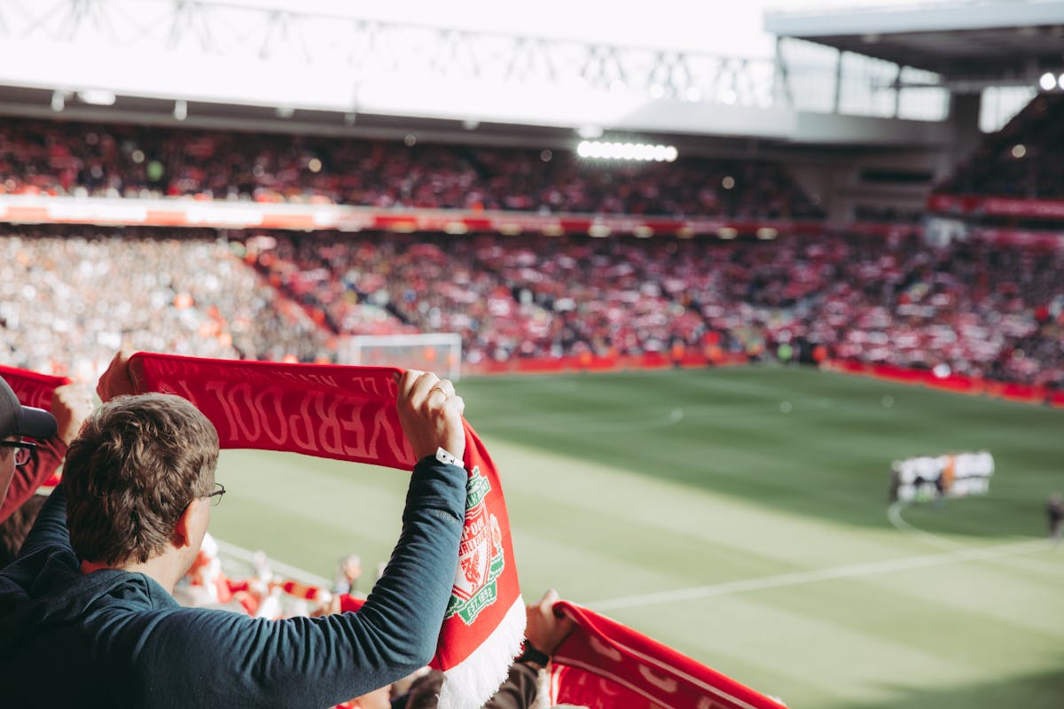 The Reds dominates, title chances soar